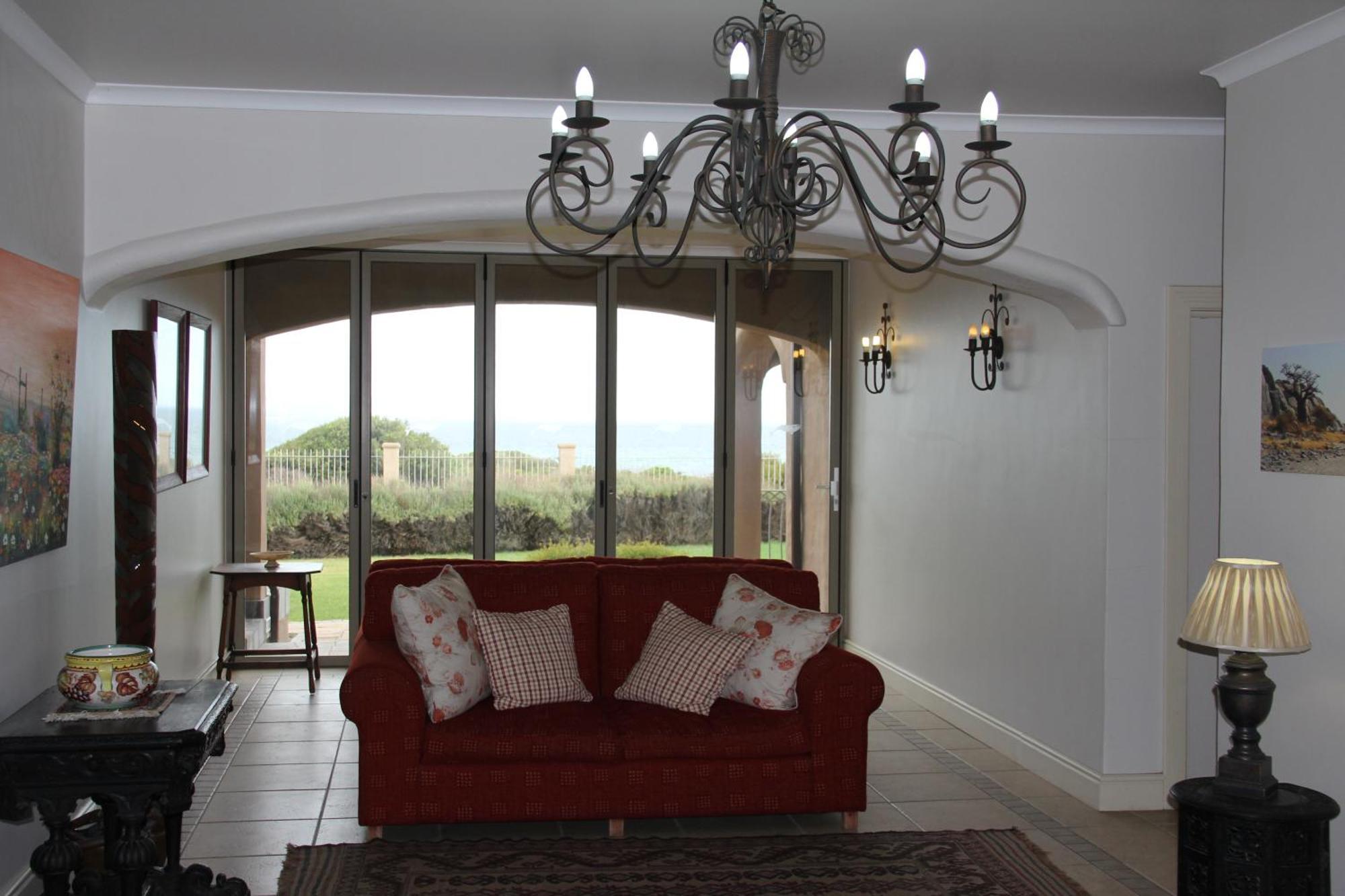 On The Cliff Guest House Hermanus Exterior photo